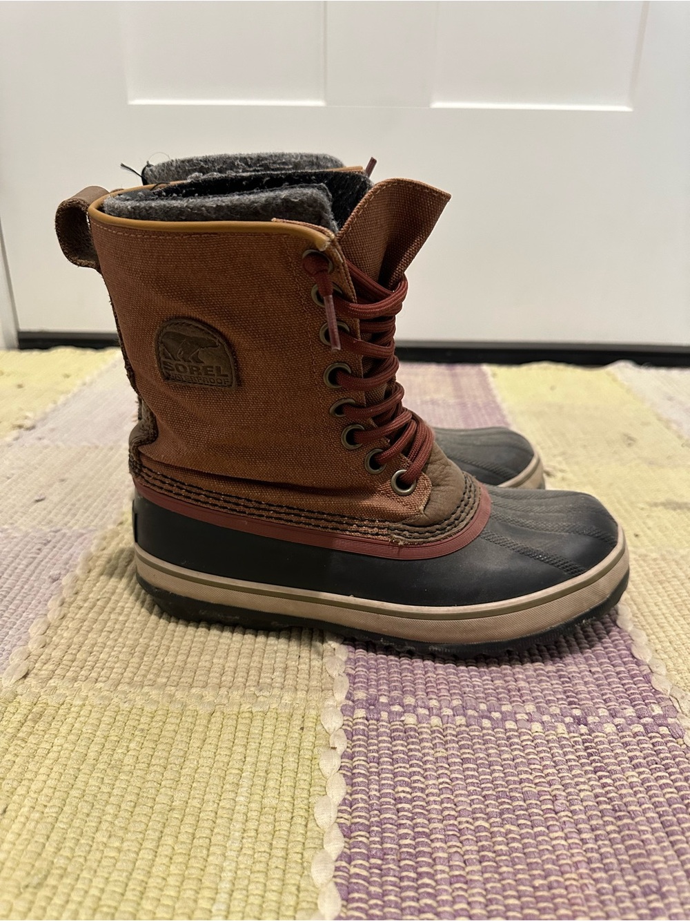 Sorel Women’s Premium Canvas 1964 winter boot